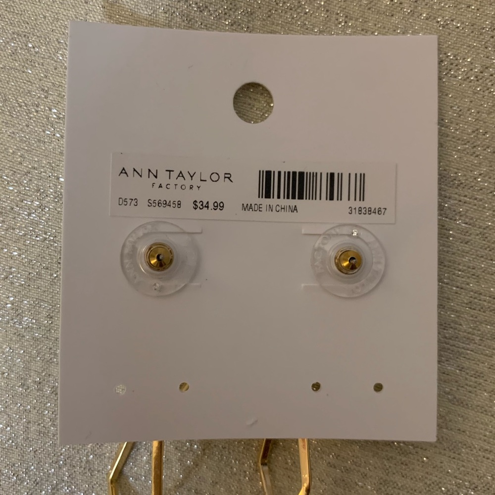 NWT Ann Taylor Factory Earrings - Picture 5 of 6
